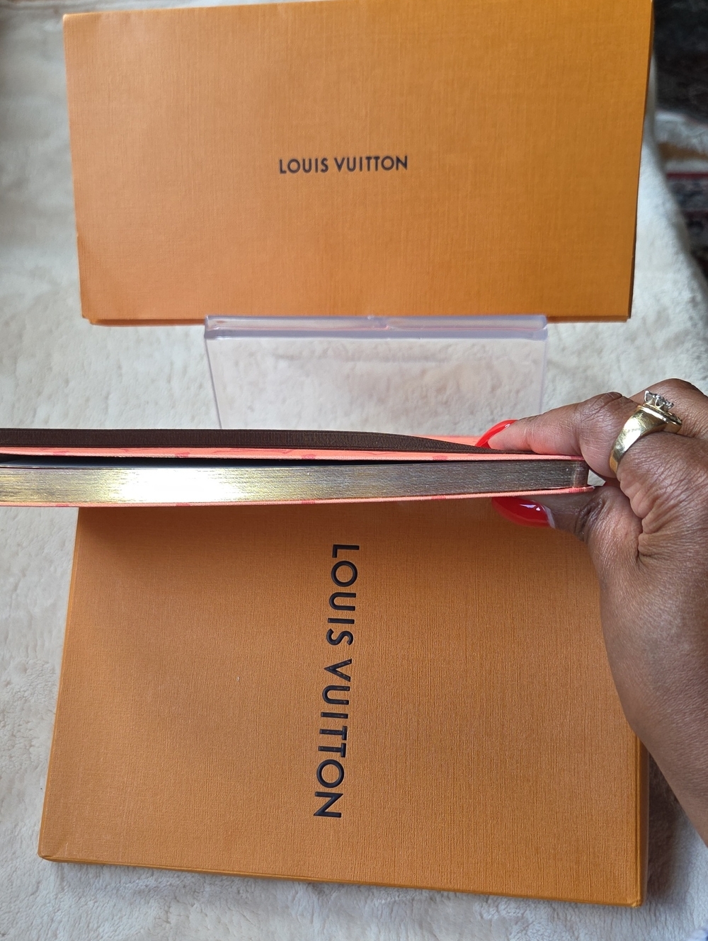 Louis Vuitton Pink Monogram Notebook with Dark Brown Elastic - Picture 6 of 7